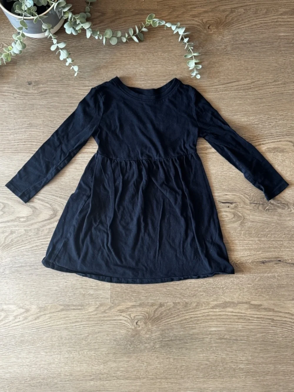 Old Navy Girls Dress Bundle 4T Leopard Print & Black Long Sleeve Dresses